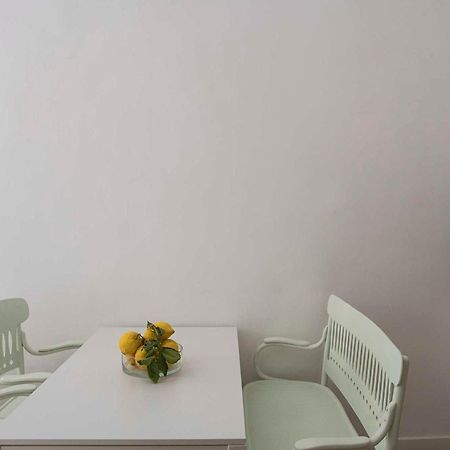 La Casa Di Nelly Boutique Apartment Napoli ภายนอก รูปภาพ