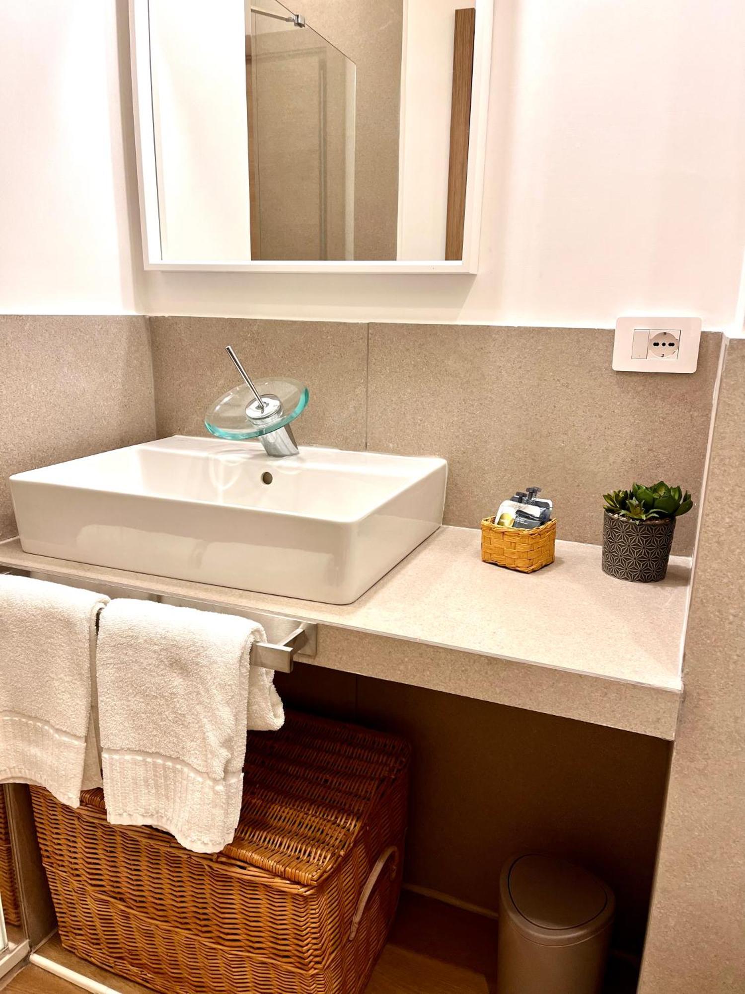 La Casa Di Nelly Boutique Apartment Napoli ภายนอก รูปภาพ