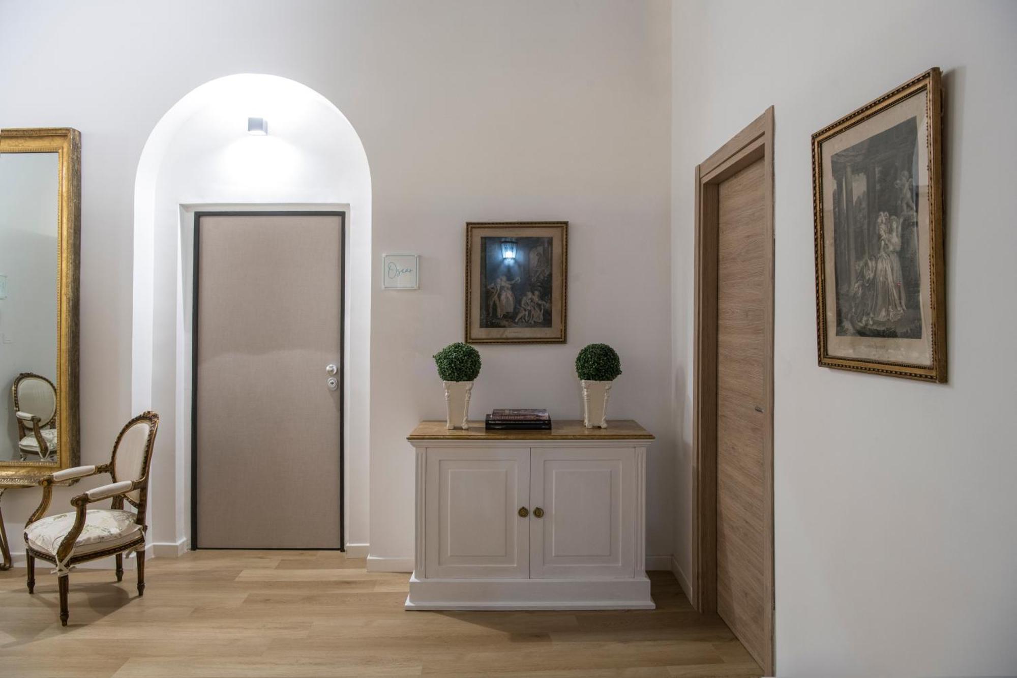 La Casa Di Nelly Boutique Apartment Napoli ภายนอก รูปภาพ